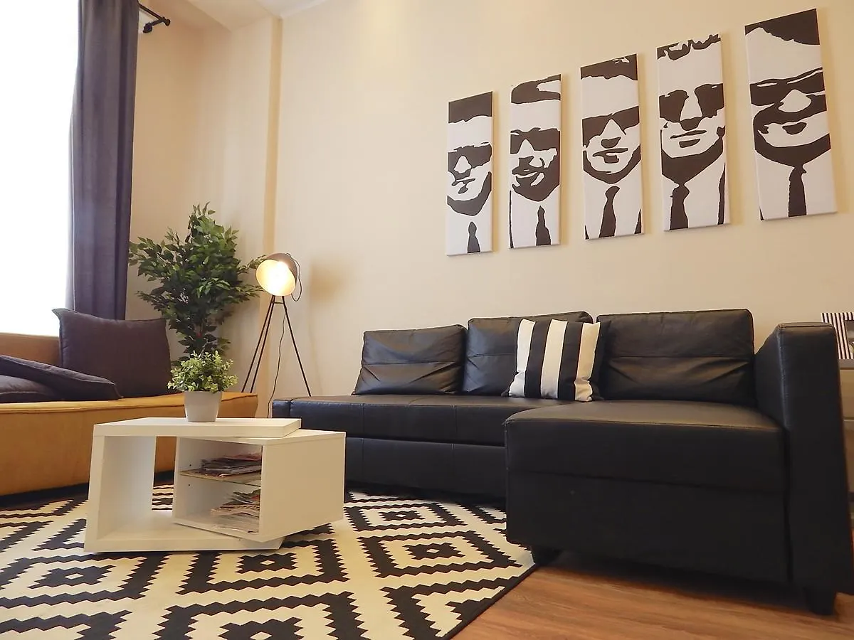 Hello Downtown Apartment - Broadway Budapest Hungary